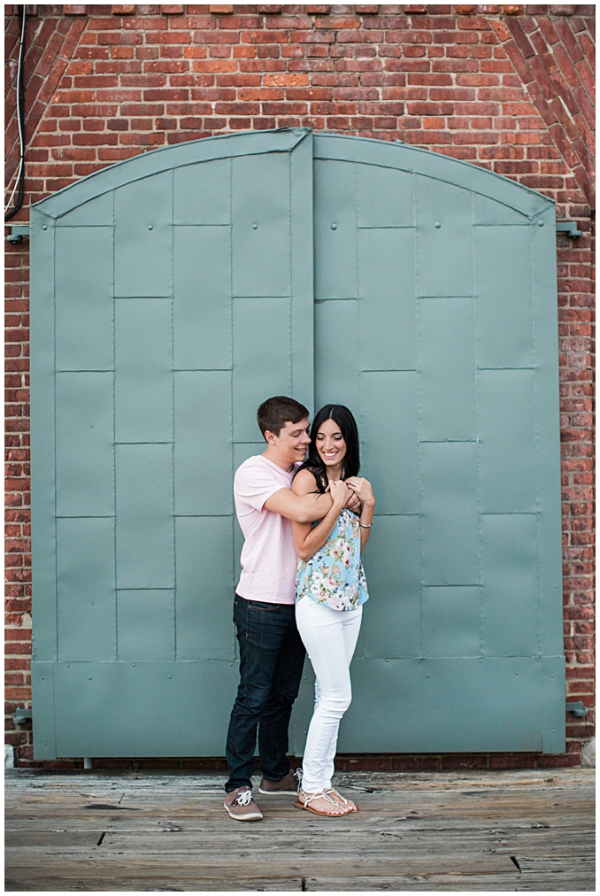 Fell's Point Baltimore Engagement Session | Summer Engagement Inspiration in downtown Baltimore | Summer engagement outfit inspiration | Photo by Richard and Tara Photography